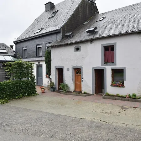 Vakantiehuis Pretty With Billart And 2 Bathrooms Marfontaine
