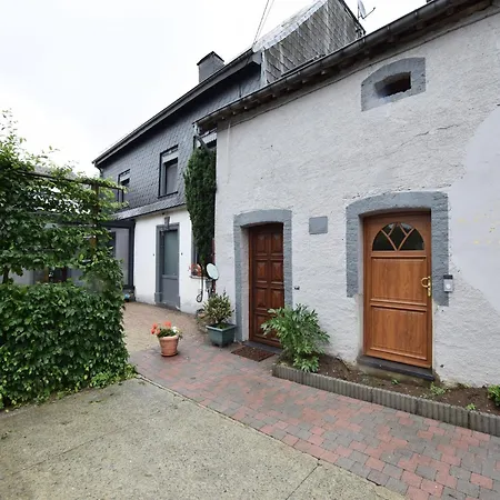 Farmhouse Cottage In The Ardennes With Hot Tub, Billiards & All Modern Comforts * Marfontaine